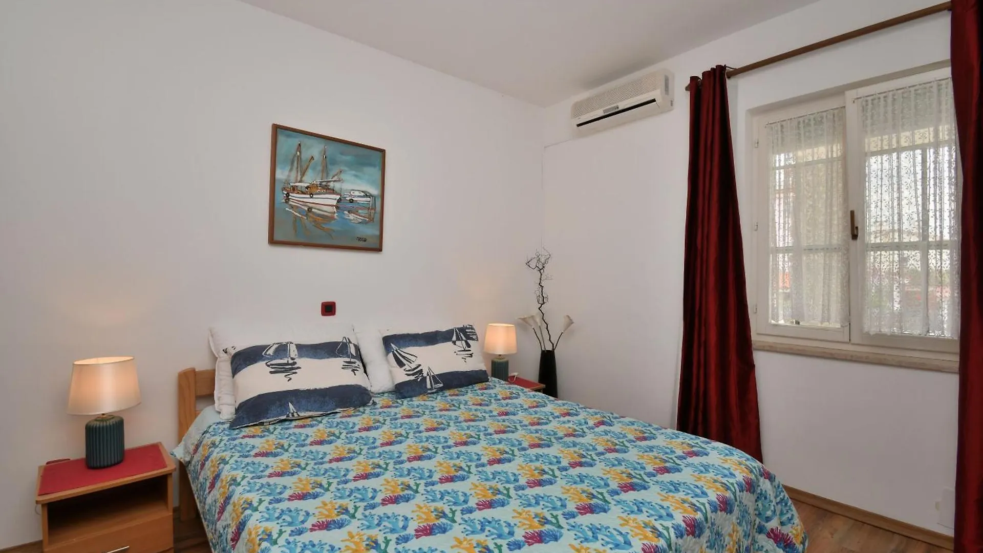 Apartments Nada - With Private Pool Fažana