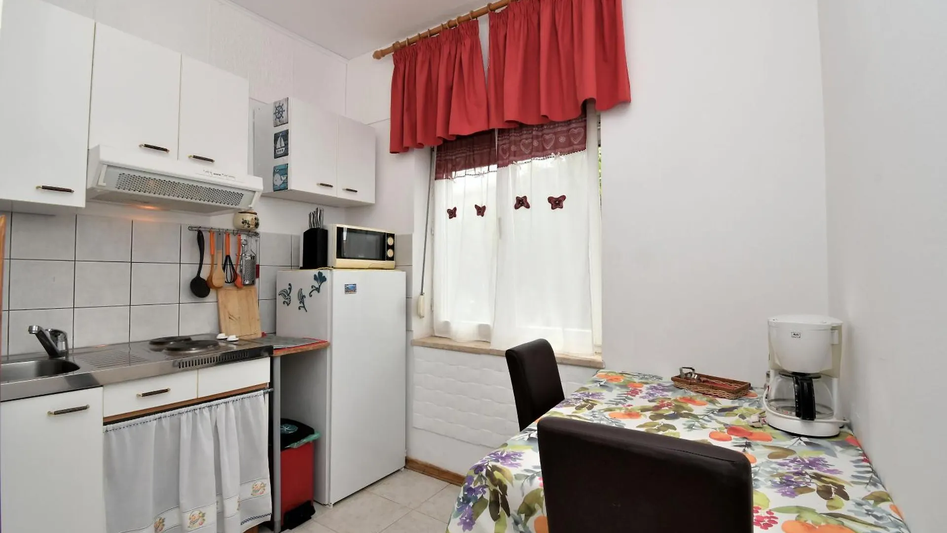 Apartments Nada - With Private Pool Fažana
