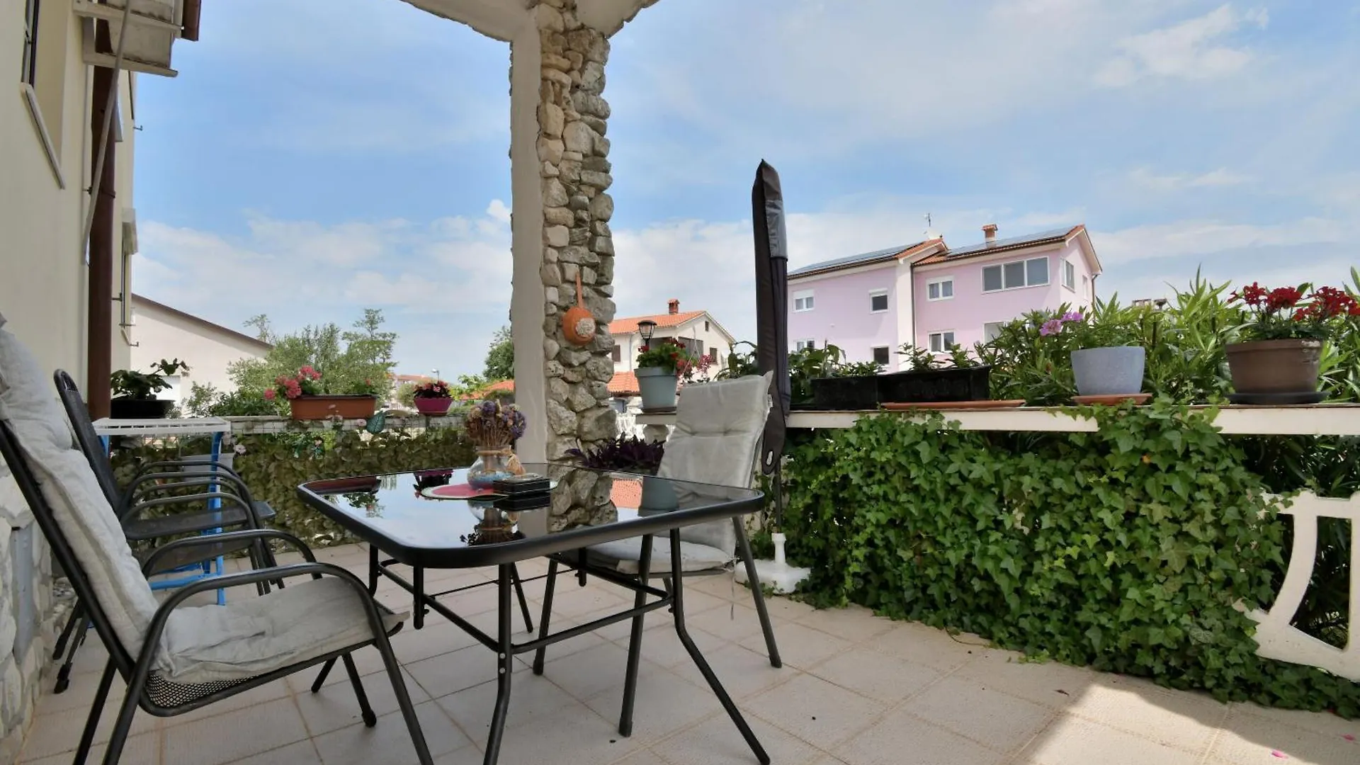Apartments Nada - With Private Pool Fažana